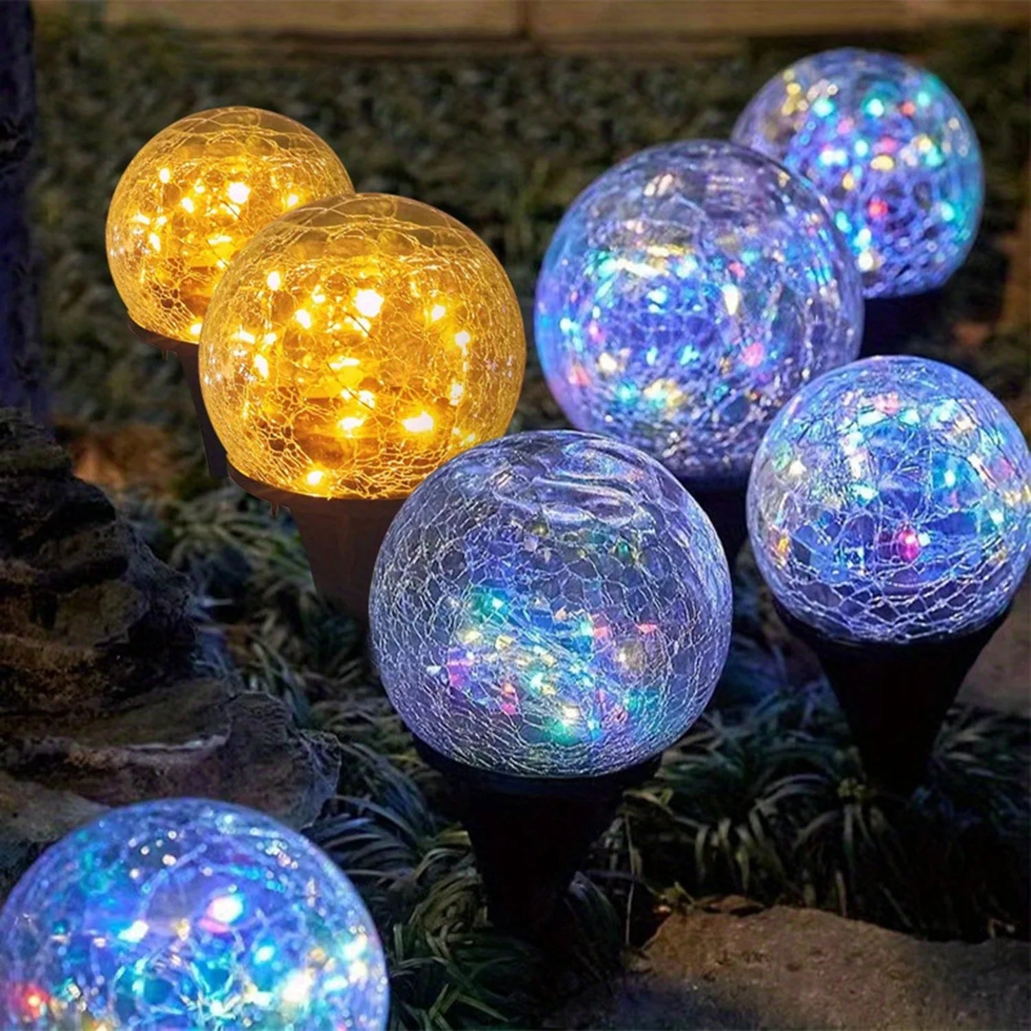 Solar Powered Cracked Glass Outdoor Light